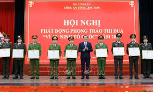 Đảm bảo an ninh trật tự, tạo môi trường thuận lợi phát triển kinh tế - xã hội