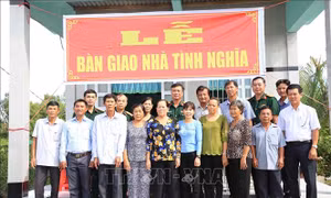 Quân khu 9 tặng nhà tình nghĩa cho gia đình liệt sỹ tại Sóc Trăng