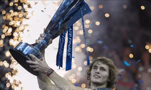 Tay vợt Đức Alexander Zverev giành HCV tennis đơn nam