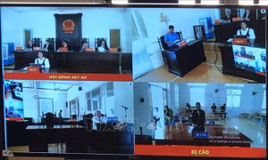 Người bán vé số lãnh án 20 năm tù về tội vận chuyển ma túy