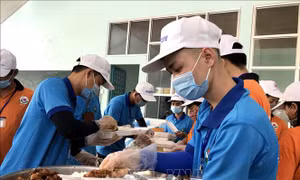 Những tấm lòng thơm thảo vì các sĩ tử mùa thi
