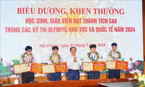 Hải Phòng: Khen thưởng học sinh đoạt HCV Olympic 500 triệu đồng