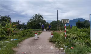 Đừng để an toàn đường sắt trông chờ vào ý thức của người dân và sự may mắn