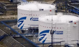 Gazprom tạm ngừng vận chuyển khí đốt trung chuyển qua Áo
