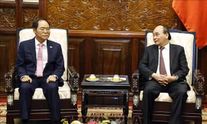 Chủ tịch nước Nguyễn Xuân Phúc tiếp Đại sứ Hàn Quốc chào từ biệt