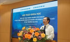 Phát triển nguồn nhân lực khoa học công nghệ trình độ cao