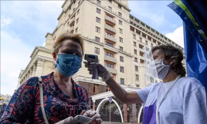 Từ 15/7, Nga bỏ quy định cách ly 2 tuần đối với người nhập cảnh 