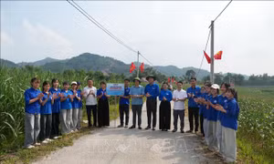 Tuổi trẻ các cơ quan Đảng Trung ương tiếp sức vùng biên xứ Lạng