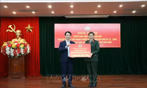 Hải Dương dành hơn 12 tỷ đồng tặng quà Tết cho hộ nghèo và ủng hộ xóa nhà tạm