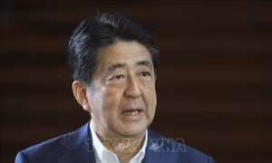 Cựu Thủ tướng Nhật Bản Abe Shinzo hôn mê sau khi bị bắn 