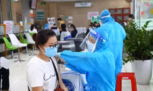 Ninh Thuận tiêm đợt 8 vaccine ngừa COVID-19 