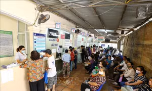 Chống nóng cho người bệnh và người nhà bệnh nhân tại bệnh viện