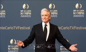 Tài tử Michael Douglas nhận Cành cọ Vàng danh dự tại LHP Cannes 2023