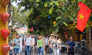 Việt Nam đón hơn 2 triệu lượt khách quốc tế trong tháng 4/2026