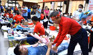 Hàng nghìn lượt người hiến máu tình nguyện trong 'Hành trình Đỏ' tại Bà Rịa-Vũng Tàu
