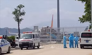 Hướng dẫn cách ly, theo dõi sức khỏe hành khách trên chuyến bay có người mắc COVID-19