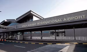 Hàng chục nghìn hành khách chịu ảnh hưởng do sự cố mất điện tại sân bay chính của Philippines