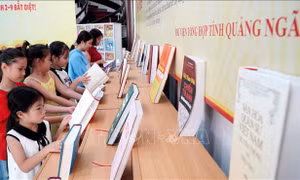 Trưng bày 3.000 sách, báo chủ đề 'Tinh thần Cách mạng Tháng Tám và Quốc khánh 2/9 bất diệt'