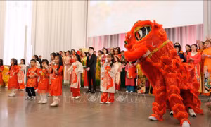 Tết nguyên đán - Ấm lòng mỗi người con Việt Nam nơi xa xứ