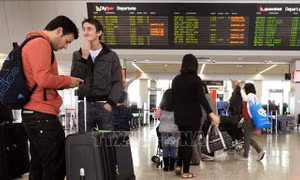 Australia giảm thời gian cách ly đối với người mắc COVID-19