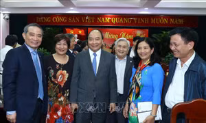 Thủ tướng Nguyễn Xuân Phúc chúc Tết lãnh đạo, nguyên lãnh đạo khu vực miền Trung