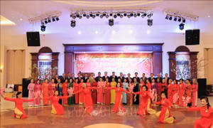 Câu lạc bộ đồng hương Xiêng Khoảng thủ đô Viêng Chăn gặp mặt đầu Xuân Canh Tý 2020