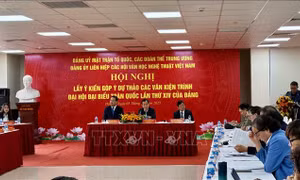 Văn nghệ sĩ góp ý dự thảo văn kiện Đại hội XIV của Đảng