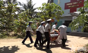 Bệnh xá đảo Trường Sa kịp thời cấp cứu ngư dân gặp nạn trên biển