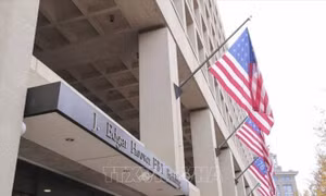  FBI điều tra hình sự đối với cựu Giám đốc FBI và CIA