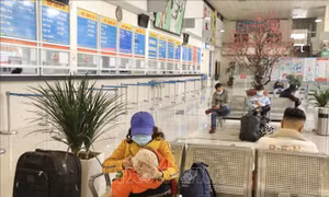 Đìu hiu bến xe Hà Nội ngày giáp Tết
