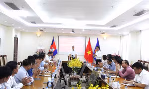 Trí thức người Việt tại Campuchia tâm đắc tư tưởng 'lấy dân làm gốc'