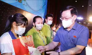 Chủ tịch Quốc hội dự Chương trình 'Tết sum vầy- Xuân Bình an' năm 2022