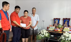 Hỗ trợ gia đình có 4 người đuối nước ở Nam Định