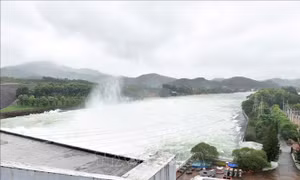 Thủ tướng yêu cầu điều tiết hồ chứa thủy điện khoa học, linh hoạt để góp phần cắt, giảm lũ vùng hạ du