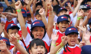 Tưng bừng các hoạt động trong chương trình khai mạc hè cho thiếu nhi Thủ đô