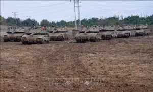 Israel tấn công các cơ sở quân sự ở Syria giáp Liban