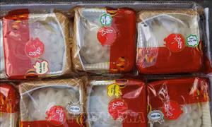 Người tiêu dùng bất an với bánh Trung thu không rõ nguồn gốc