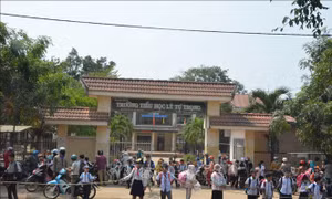 Tăng cường bảo đảm an toàn cho học sinh ngoài trường học