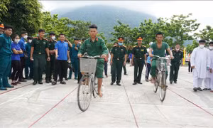 Góp phần củng cố, tăng cường đoàn kết quân - dân
