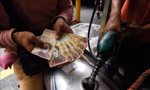 Venezuela: 700 doanh nghiệp đóng cửa do siêu lạm phát, thiếu thị trường