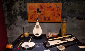 Phố cổ Hà Nội ngân vang nhạc cụ truyền thống làng Đào Xá