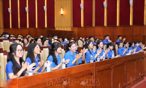 Khơi gợi trách nhiệm, giáo dục tình yêu biển đảo quê hương