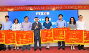 Thông tấn xã Việt Nam: Thi đua là động lực phát triển