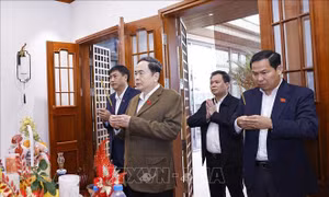 Chủ tịch Quốc hội Trần Thanh Mẫn tri ân gia đình nguyên lãnh đạo Đảng, Nhà nước