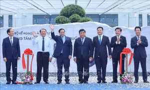 Thủ tướng: Khoa học công nghệ, đổi mới sáng tạo giúp Việt Nam cùng đi trên con tàu phát triển của thế giới