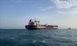 Hải quân Anh sẽ hộ tống tàu của nước mình khi đi qua Eo biển Hormuz