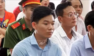 Mở lại phiên tòa phúc thẩm vụ sự cố y khoa tại Bệnh viện Đa khoa tỉnh Hòa Bình