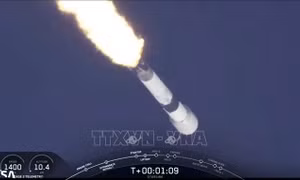 SpaceX phóng thêm 15 vệ tinh Internet lên quỹ đạo