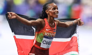 Olympic 2024: VĐV Beatrice Chebet của Kenya giành HCV thứ hai