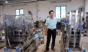 Nhà sáng chế nông dân và những chiếc máy chinh phục thế giới 